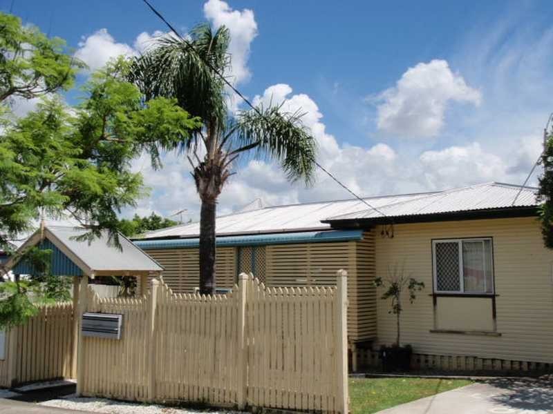Unit 4/40 Qualtrough Street, Woolloongabba QLD 4102