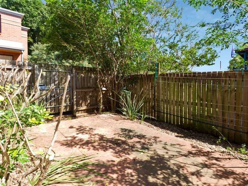 Unit 4/33 Alva Terrace, Gordon Park QLD 4031