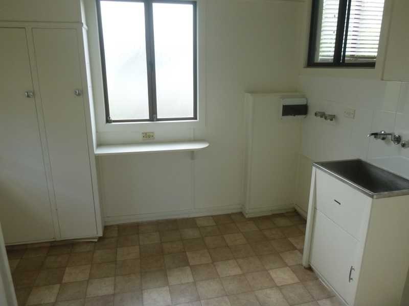 48 Telopia St (cnr Maggs), Wavell Heights QLD 4012