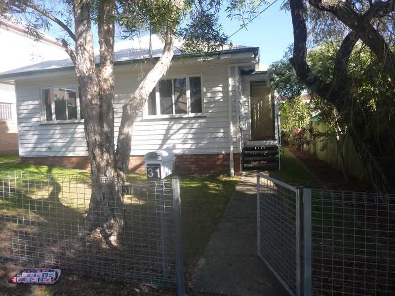 31 Toombul Tce, Nundah QLD 4012