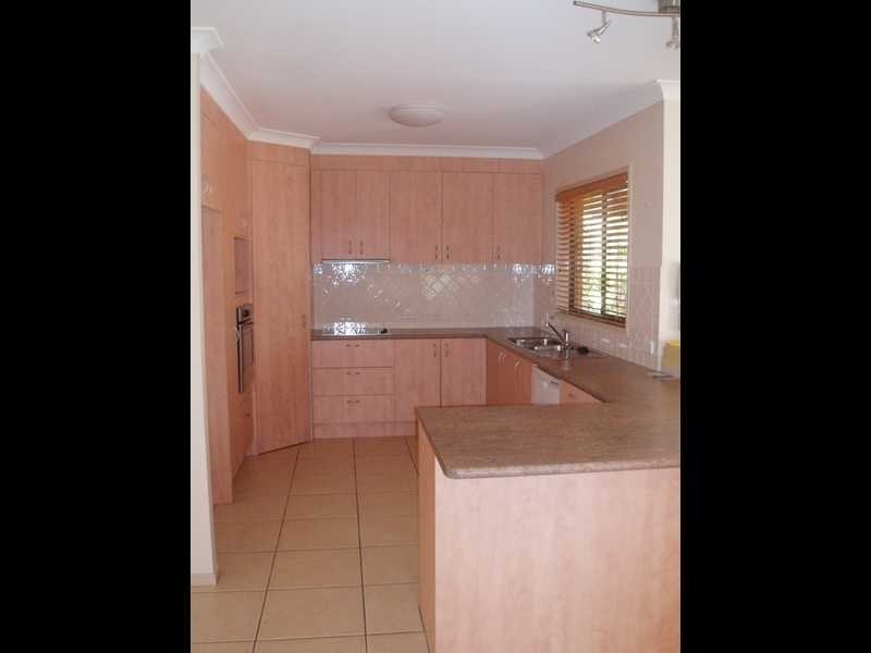 5 Chesterton Court, North Lakes QLD 4509