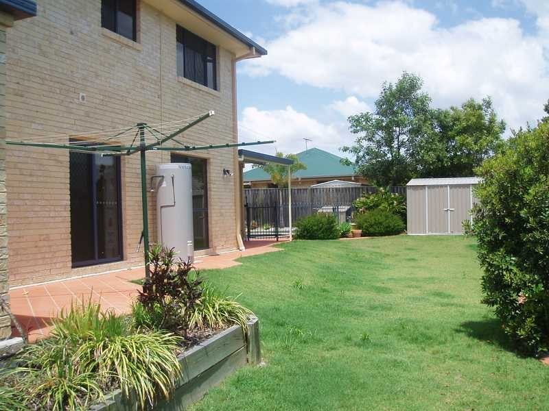 5 Chesterton Court, North Lakes QLD 4509