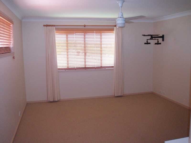 5 Chesterton Court, North Lakes QLD 4509