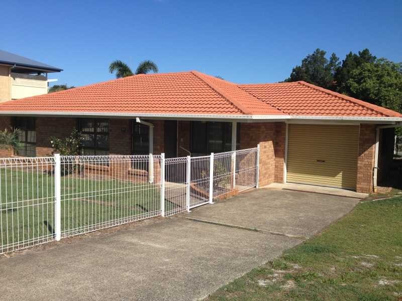48 Banya Street, Bongaree QLD 4507