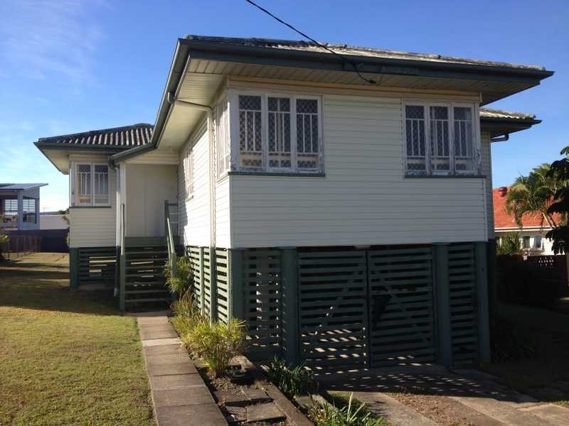 21 Pfingst Road, Wavell Heights QLD 4012