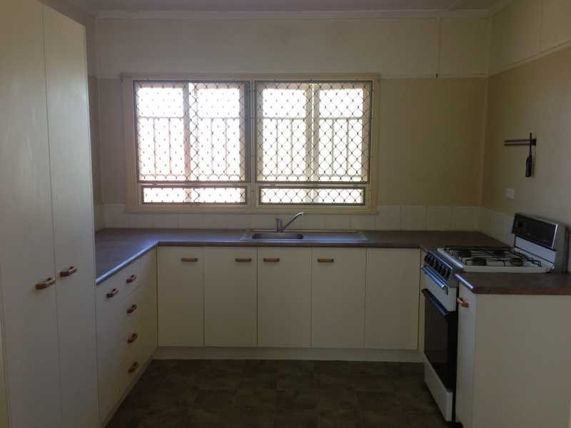 21 Pfingst Road, Wavell Heights QLD 4012