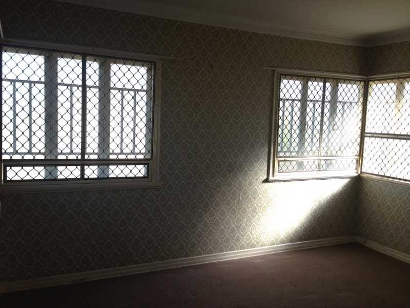 21 Pfingst Road, Wavell Heights QLD 4012