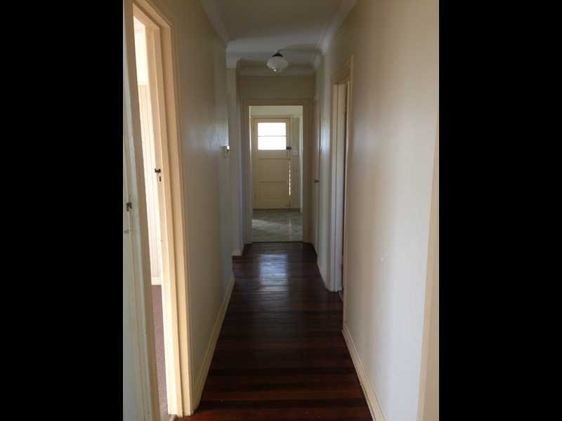 21 Pfingst Road, Wavell Heights QLD 4012