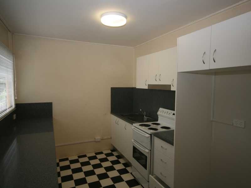 Unit 2/24 Fifth Avenue, Kedron QLD 4031