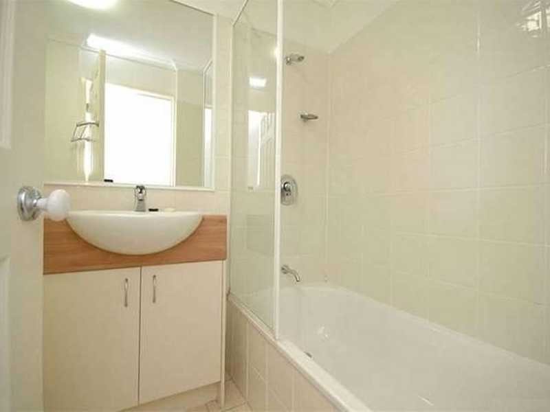 Unit 17/27 Dwyer Street, Nundah QLD 4012