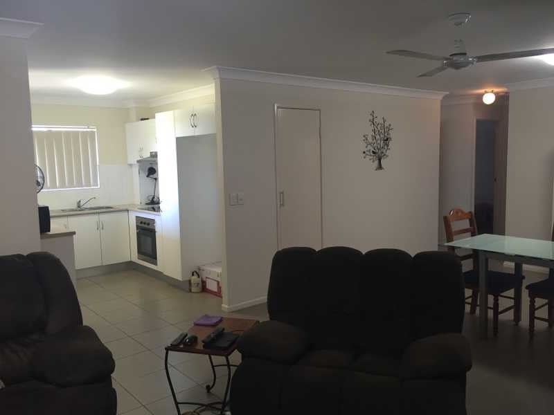 Unit 4/21 Rosella Street, Bongaree QLD 4507