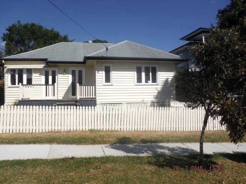 65 Tenth Avenue, Kedron QLD 4031