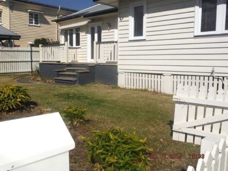 65 Tenth Avenue, Kedron QLD 4031