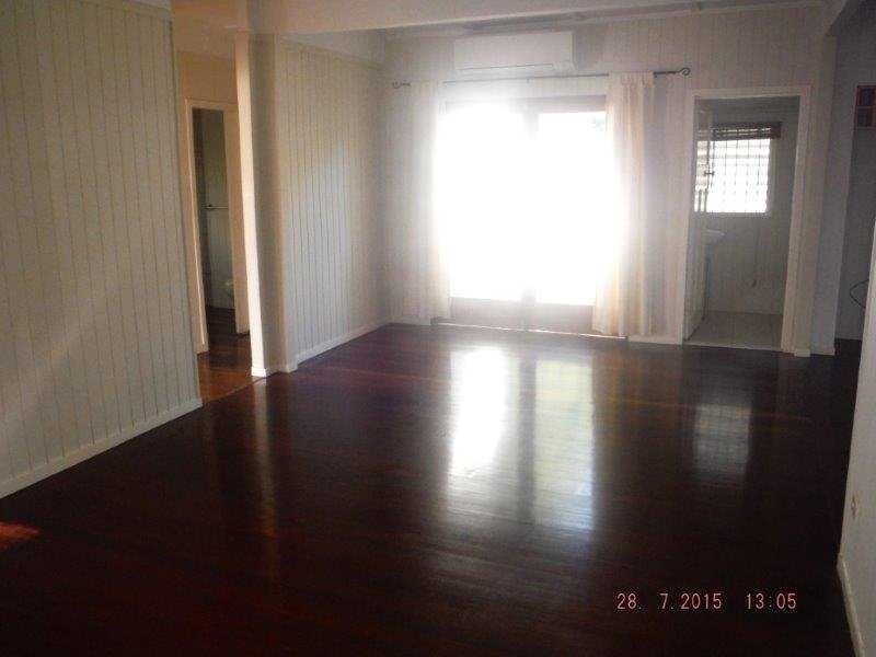 65 Tenth Avenue, Kedron QLD 4031