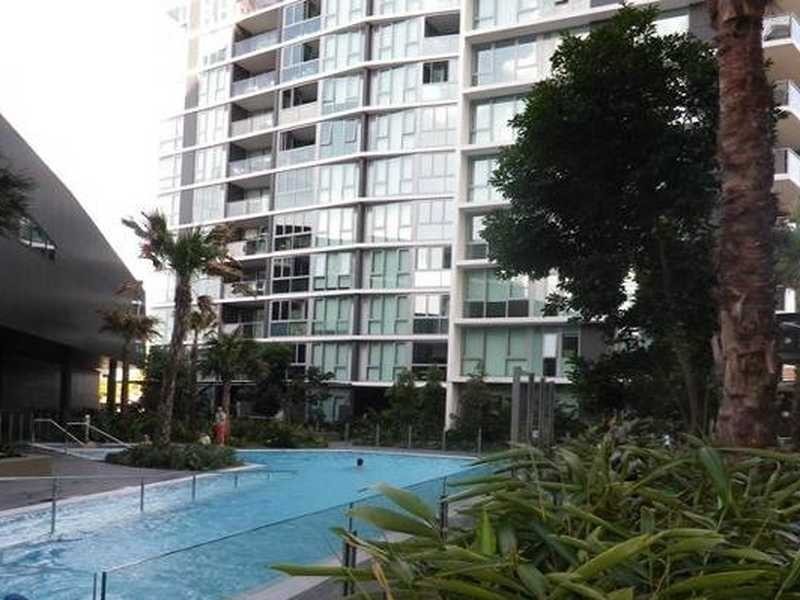 10114/8 Harbour Road, Hamilton QLD 4007