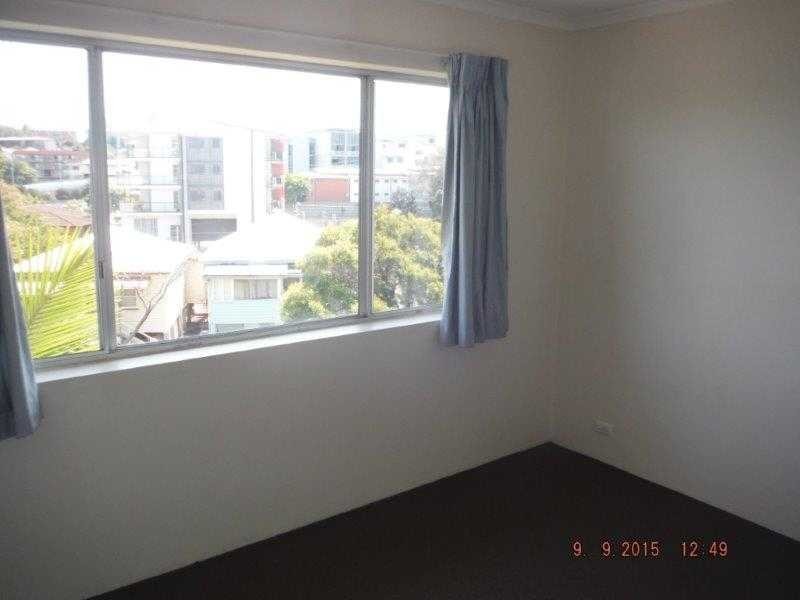 Unit 6/15 Amisfield Avenue, Nundah QLD 4012