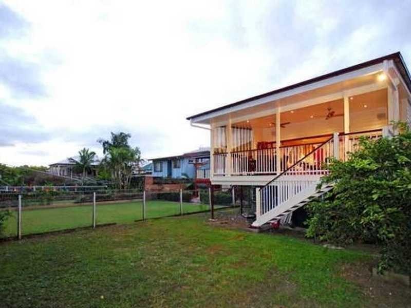 28 Grove Street, Albion QLD 4010