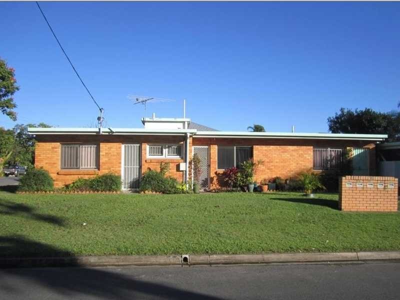 Unit 4/2 Roseleigh Street, Wooloowin QLD 4030