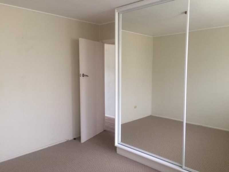 Unit 4/2 Roseleigh Street, Wooloowin QLD 4030