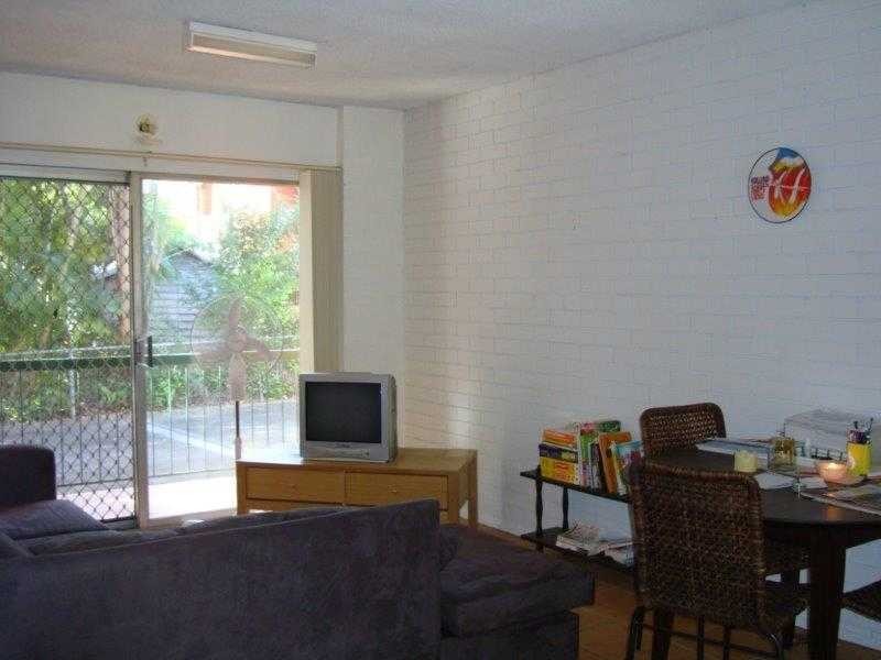 Unit 1/43 Adamson  Street, Wooloowin QLD 4030