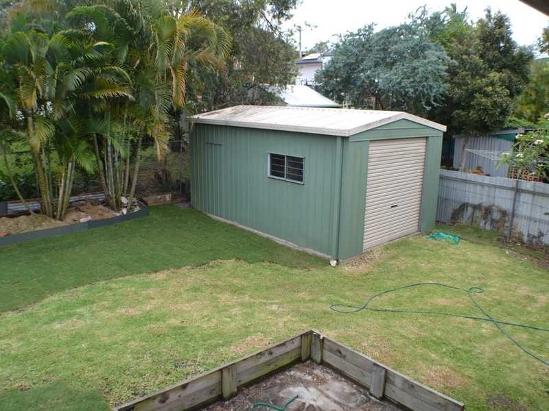 15 Dinterra Avenue, Ferny Hills QLD 4055