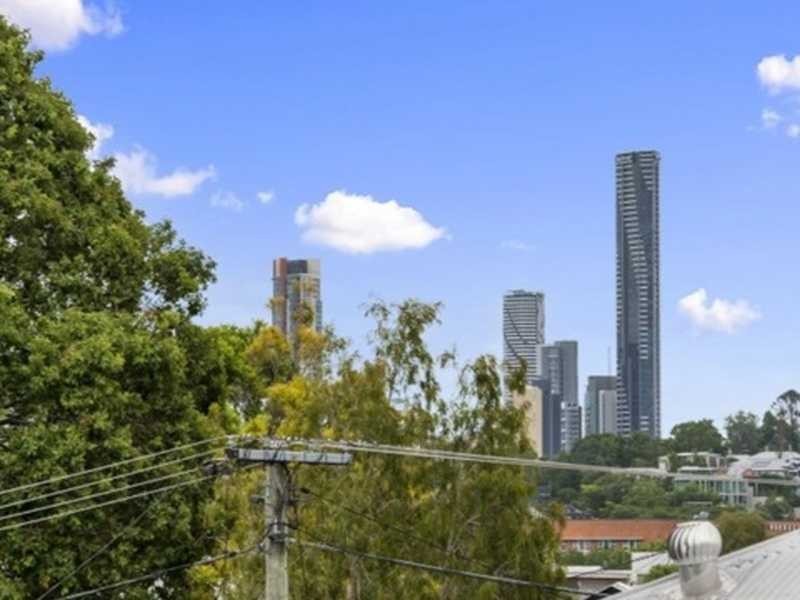 Unit 4/19 Cambridge Street, Bulimba QLD 4171