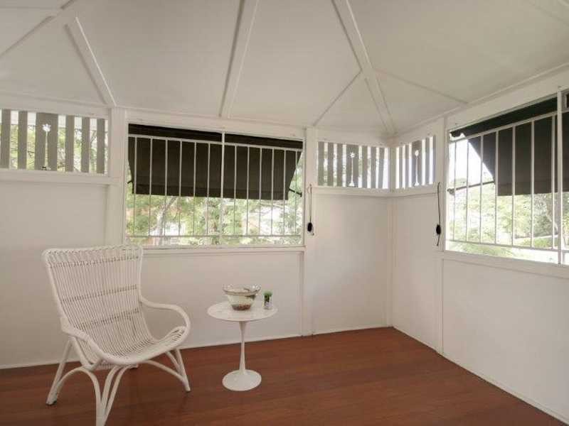 30 Enderley Avenue, Clayfield QLD 4011