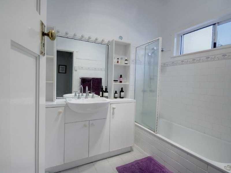 30 Enderley Avenue, Clayfield QLD 4011