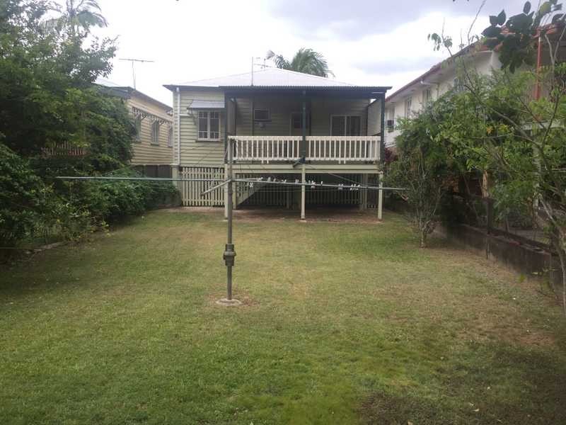 88 Barlow Street, Clayfield QLD 4011