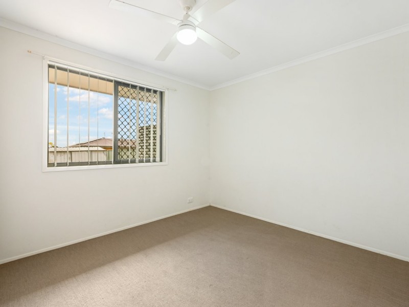 22 Werth, Oakey QLD 4401