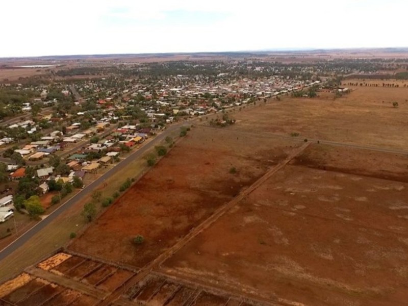 182 Hamlyn Road, Oakey QLD 4401