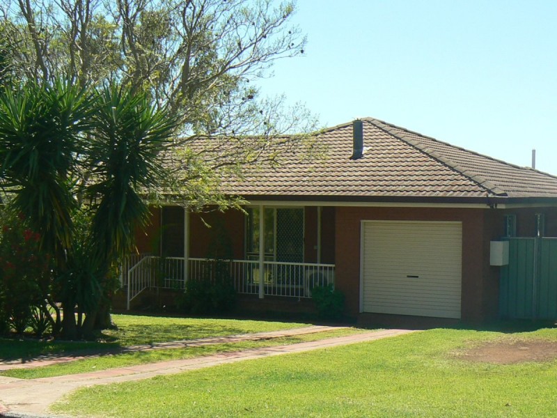 24 Werth Street, Oakey QLD 4401
