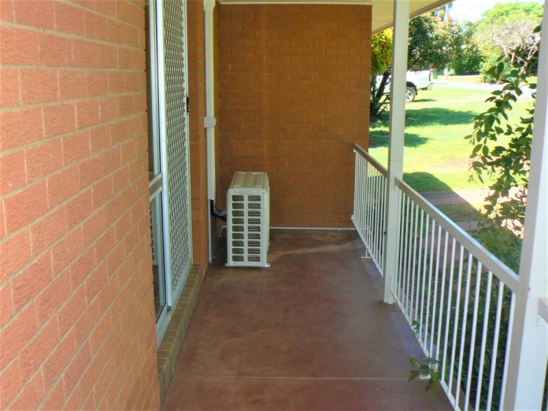 24 Werth Street, Oakey QLD 4401
