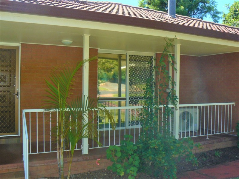 24 Werth Street, Oakey QLD 4401