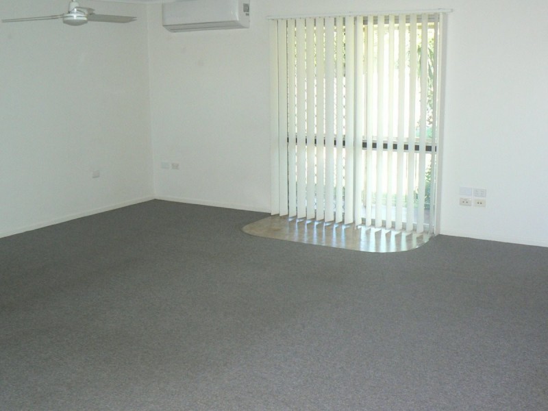 24 Werth Street, Oakey QLD 4401