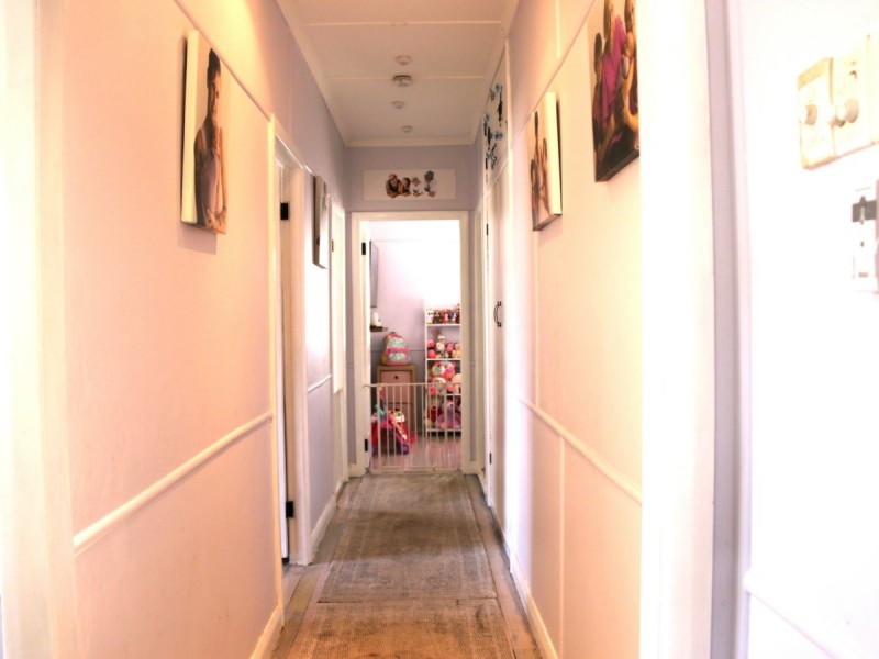 11 Banksia Court, Morton Vale QLD 4343