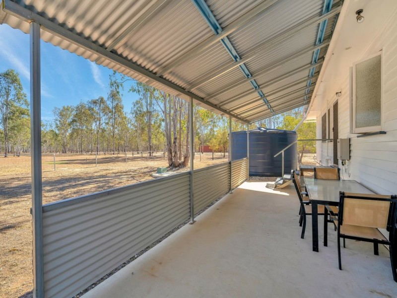 11 Banksia Court, Morton Vale QLD 4343