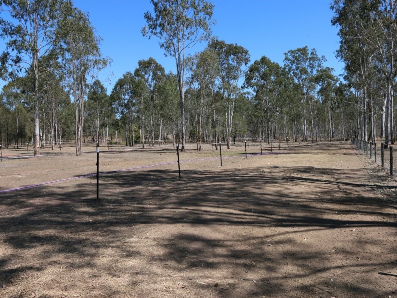 11 Banksia Court, Morton Vale QLD 4343