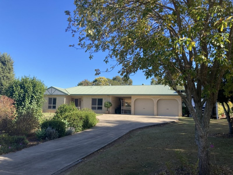 79 Poole Road, Fernvale QLD 4306