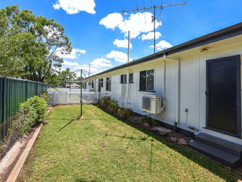 107 Bridge Street, Oakey QLD 4401