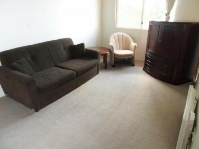 Unit 8/5-7 Uniplaza Court, Kearneys Spring QLD 4350