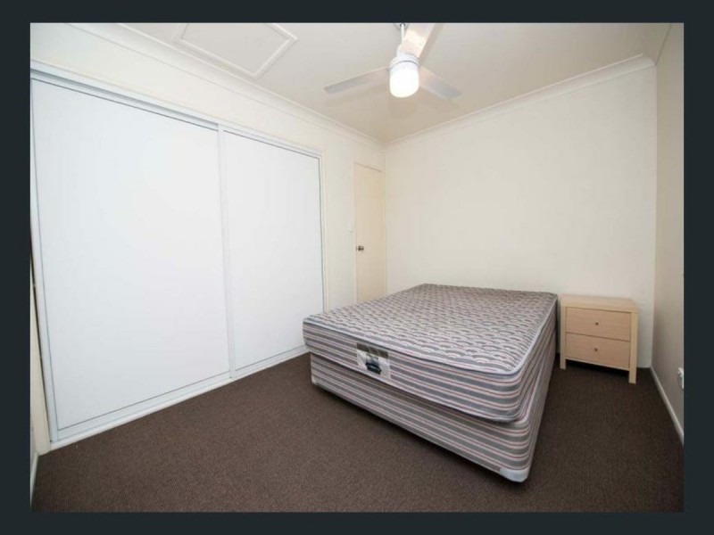 18 uniplaza court, Kearneys Spring QLD 4350