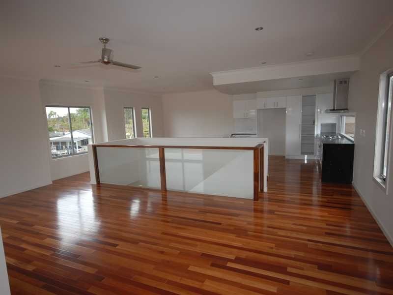 Unit 1 & 2/56 Sunshine Parade, Miami QLD 4220