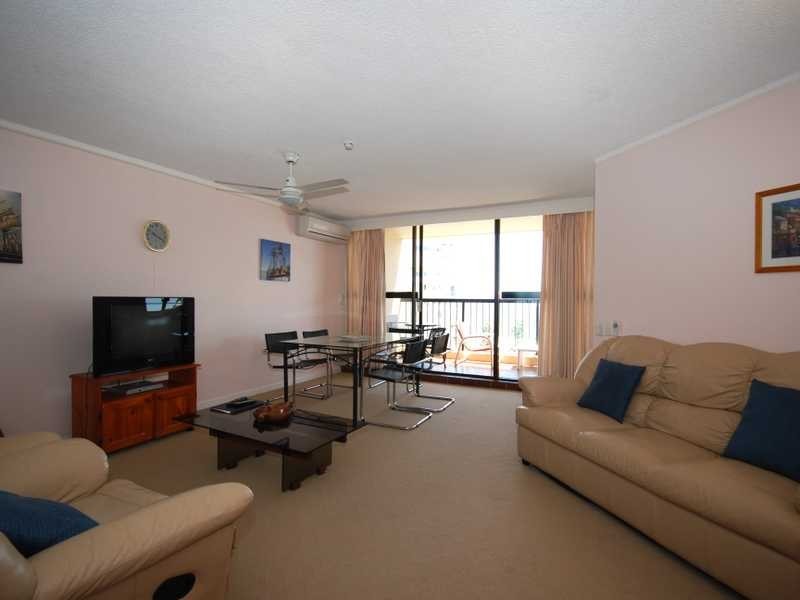 Unit 41/1941 Gold Coast Highway, Burleigh Heads QLD 4220