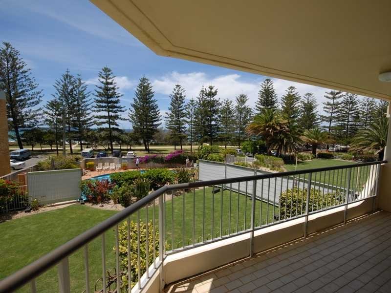 Unit 5/170 The Esplanade, Burleigh Heads QLD 4220