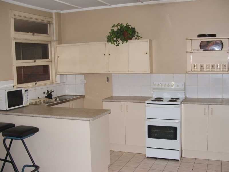 Unit 9/14 The Esplanade, Burleigh Heads QLD 4220