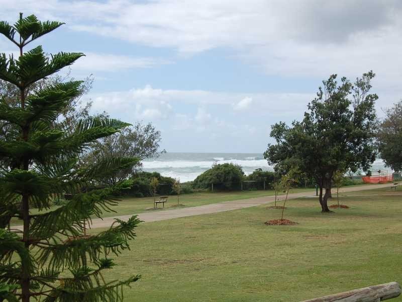 Unit 1/296 The Esplanade, Burleigh Heads QLD 4220