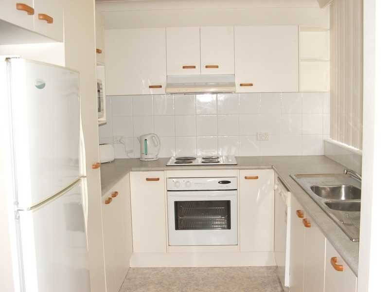 6/30 The Esplanade, Burleigh Heads QLD 4220