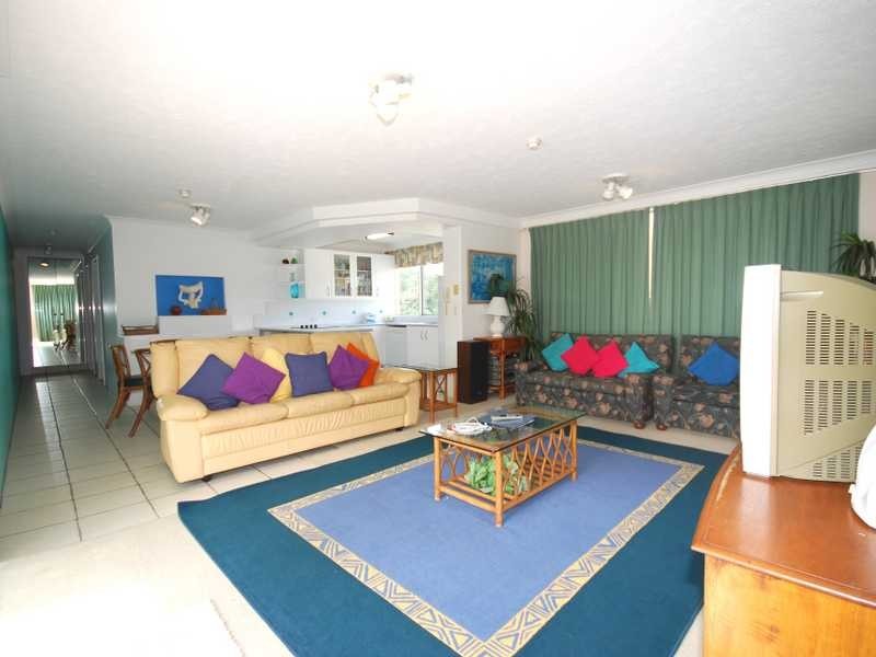 Unit 10F/52 Goodwin Terrace, Burleigh Heads QLD 4220