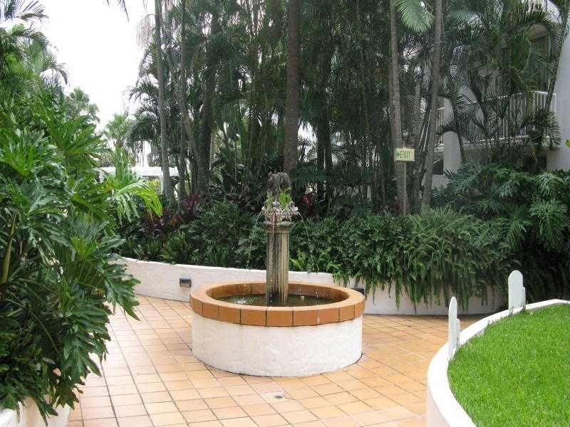 27/28 Chairlift Avenue, Nobby Beach QLD 4218